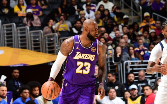 乐鱼leyu直播机构-詹皇霸气回应41岁砍三双：我仍能高水平打多个赛季